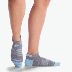 NEW Women's Bombas baby blue and grey ankle socks